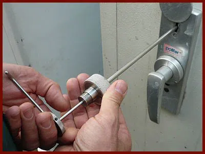 Locksmith Lock Store Atlanta, GA 404-479-7521 - 5-lock-opening